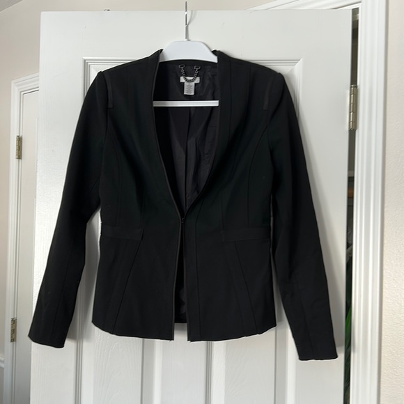 Jacket - Picture 1 of 8